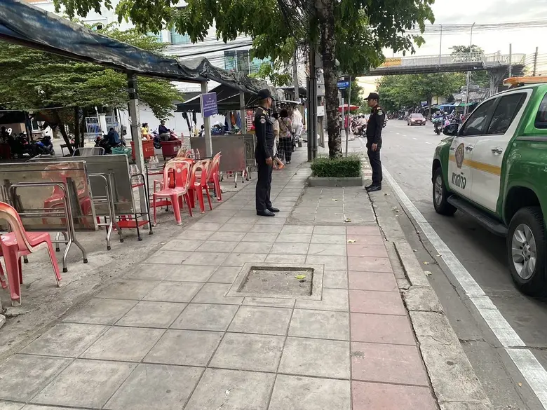 นายโครงการ เจียมจีรกุล ผู้อำนวยการเขตวังท...