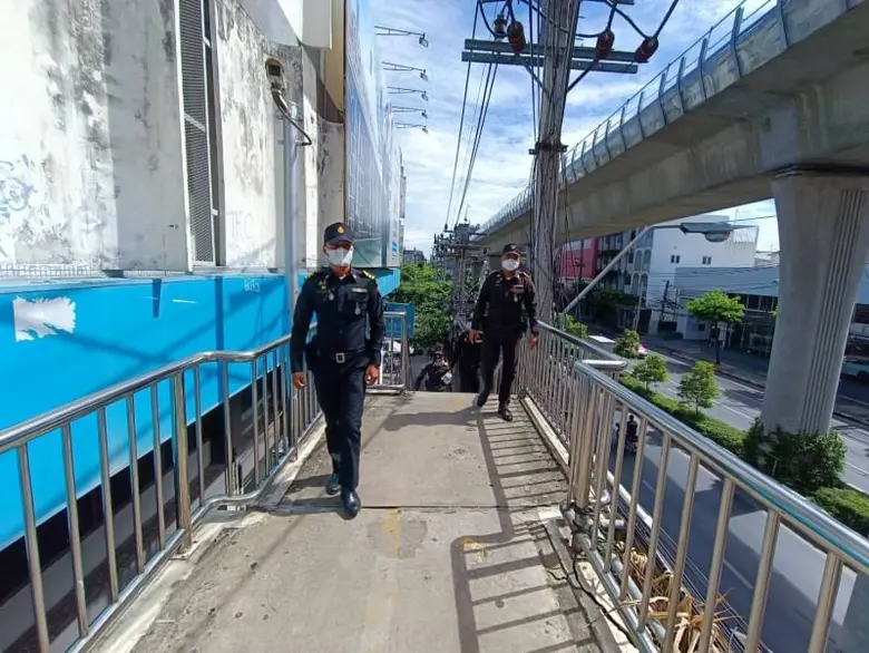 นายสมหวัง ชัยประกายวรรณ์ ผู้อำนวยการเขตบา...