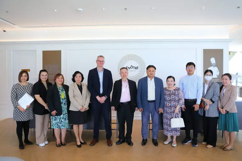 มร.เอริค ริมเบิ้ฟ ผู้จัดการทั่วไป โรงแรมโ...