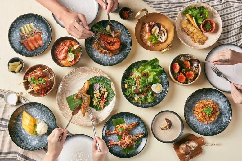 ห้องอาหารกรีนเฮ้าส์ โรงแรมอวานี สุขุมวิท ...