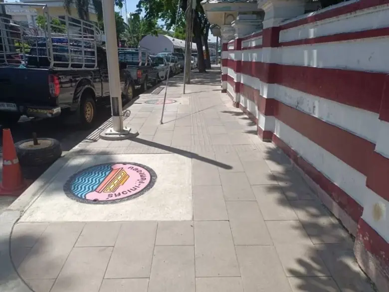 นายสัมฤทธิ์ สุมาลี ผู้อำนวยการเขตพระนคร ก...