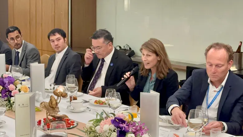 งานเลี้ยงความร่วมมือระหว่างประเทศไทยและเนเธอร์แลนด์ในด้านการบิน ณ เซ็นทารา แกรนด์ ลาดพร้าว