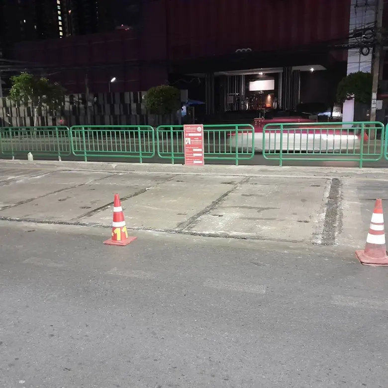 นายธวัชชัย นภาศักดิ์ศรี ผู้อำนวยการสำนักก...