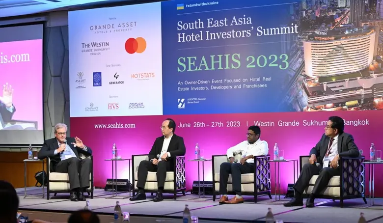 ออนิกซ์ ฮอสพิทาลิตี้ กรุ๊ป นำโดย คุณวุฒิเ...