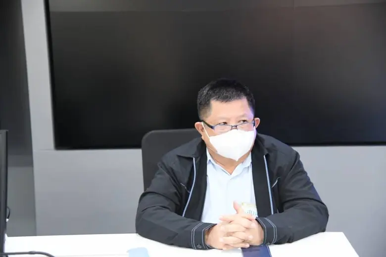 นายสุเมธ อมรศรีวรากุล ผู้อำนวยการเขตยานนา...