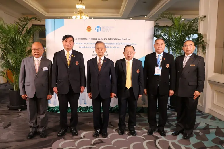 นายสมศักดิ์ สุวรรณสุจริต ประธานผู้ตรวจการ...