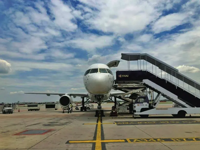 "LEO" สุดเจ๋ง! จับมือ GML บ.ย่อยในเครือ PTT ลุยธุรกิจ Reefer Container 300 ตู้ ส่งออกผลไม้สดไปจีน ต่อยอดธุรกิจ Non-freight สร้างรายได้เพิ่ม ดันอนาคตโตก้าวกระโดด