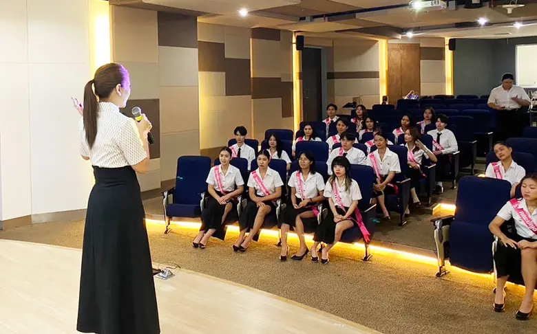วทบ. ม.ศรีปทุม จัดอบรม "SPU Students Personality+" ครั้งที่ 3 เพื่อพัฒนาบุคลิกภาพแบบมืออาชีพ ผู้เข้าประกวดทูต USR SPU 2023