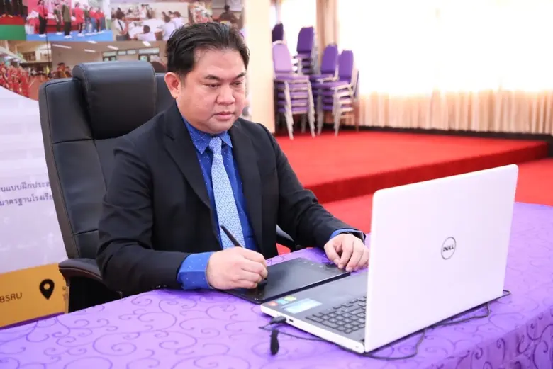 โรงเรียนสาธิต มบส. ร่วมMOU 4 สถาบัน เพิ่มคนเก่งด้านวิทยาการหุ่นยนต์ ปัญญาประดิษฐ์ และโค้ดดิ้ง