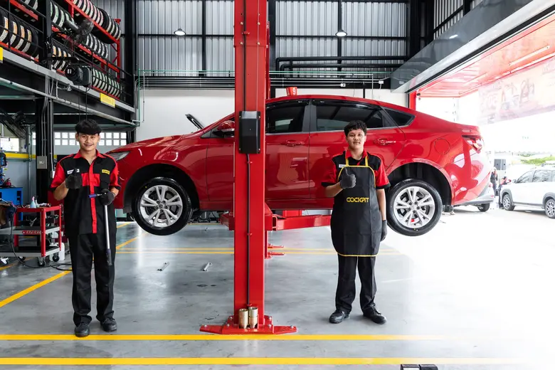 ค็อกพิทฉลองเปิดสาขาใหม่เอาใจคนรักรถย่านศาลายา พร้อมให้บริการด้านรถยนต์ที่ครบวงจร จัดเต็มด้วยผลิตภัณฑ์ และอุปกรณ์ชั้นนำคุณภาพสูงครบครัน