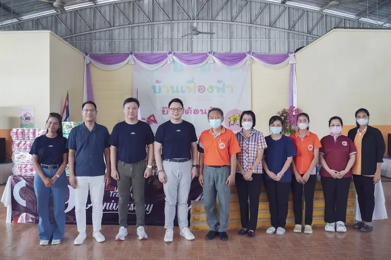 ภก. คงเกียรติ ฉัตรหิรัญทรัพย์ ประธานกรรมก...