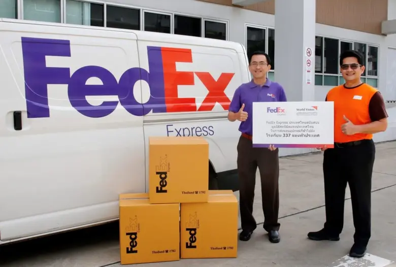 "ศุภนิมิตฯ จับมือ เฟดเอ็กซ์ เอ็กซ์เพรส ประเทศไทย" จัดส่งอุปกรณ์กีฬาสู่เด็กเปราะบางยากไร้ทั่วประเทศ