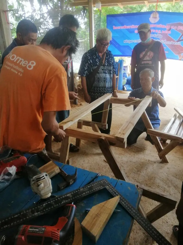 สำนักงานพัฒนาฝีมือแรงงานแพร่ ดำเนินการฝึกอบรมโครงการพัฒนาทักษะเฉพาะให้แก่แรงงานนอกระบบที่ถือบัตรสวัสดิการแห่งรัฐ รุ่นที่ 16/2566