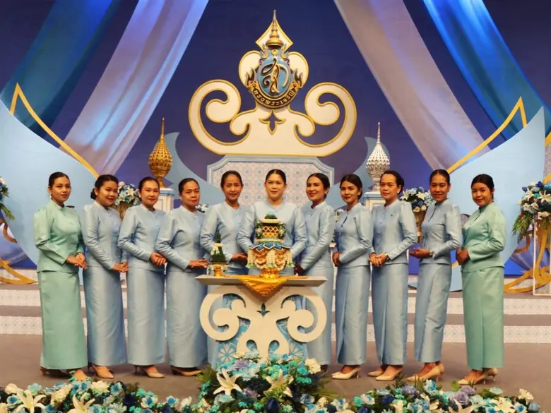 นางสาวอลิษา บุตรดีลา กรรมการบริหาร บริษัท...