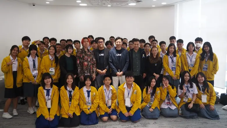 โปรเจกต์ THE WAY Artist Intern Camp แคมป์...