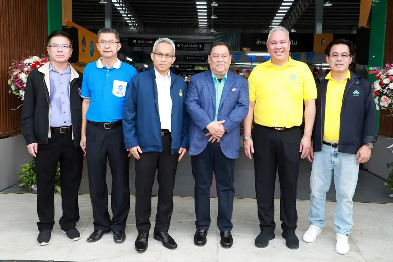 นายจุติ ไกรฤกษ์ รัฐมนตรีว่าการกระทรวงการพ...