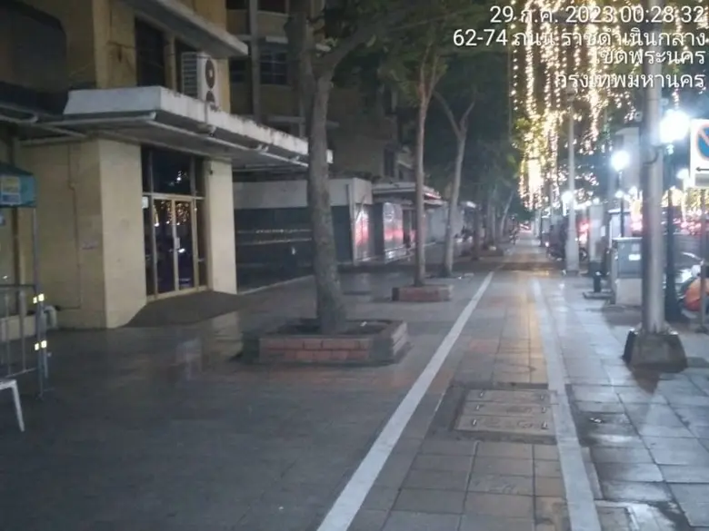 เขตพระนครประสานตำรวจตรวจสอบการรวมกลุ่มรถจักรยานยนต์หน้าวัดสุทัศนฯ ป้องกันเหตุเดือดร้อนรำคาญ