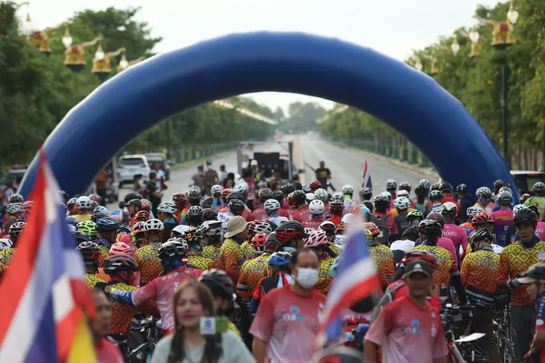 สิงห์บุรี จัดยิ่งใหญ่ ปั่นจักรยานย้อนรอยประวัติศาสตร์ "ไหว้พระนอน ขอพรพระนั่ง สมหวังพระยืน" มุ่งส่งเสริมท่องเที่ยวเชิงสุขภาพ