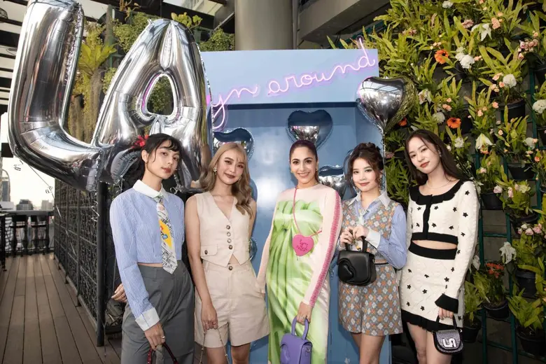 Lyn around (ลิน อราวด์) แบรนด์แฟชั่นสไตล์...