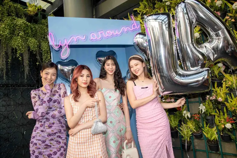 Lyn around จัดงาน 'Dear Myself'' ปาร์ตี้อันแสนอบอุ่น เปิดตัวคอลเลกชั่น 'Outerverse' ต้อนรับแฟชั่นฤดูใบไม้ร่วง