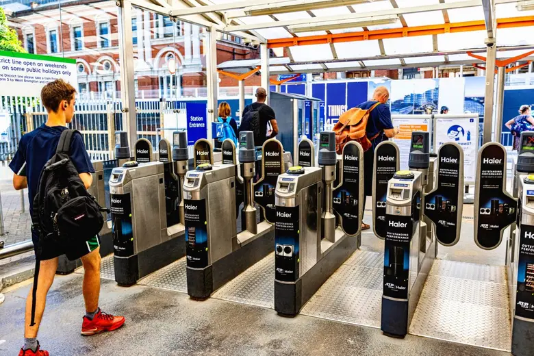 ไฮเออร์ ส่งเสริมสุขภาพด้วยการสนับสนุนการแข่งขันเทนนิส และเป็นพันธมิตรอย่างเป็นทางการของทัวร์นาเมนต์ระดับโลก