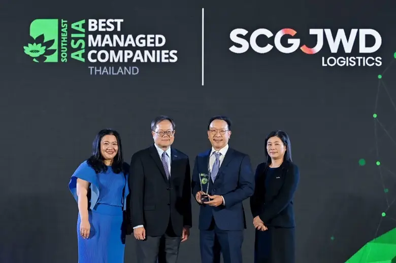 นายชวนินทร์ บัณฑิตกฤษดา (ที่ 2 จากขวา) ปร...