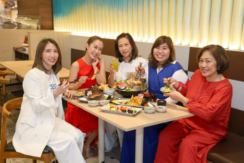 "เพราะอาหารคือหลักฐานของความรัก" เซ็นทรัลพัฒนา และ เซ็น กรุ๊ป ร่วมเชิดชู 'แม่คนเก่ง' ผ่านมื้ออาหารพร้อมมอบสิทธิพิเศษ เฉพาะศูนย์การค้าเซ็นทรัลทั่วประเทศ