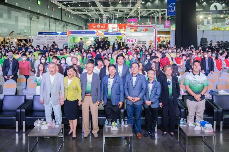 ดร.ศิรินา ปวโรฬารวิทยา ในฐานะประธานมูลนิธ...