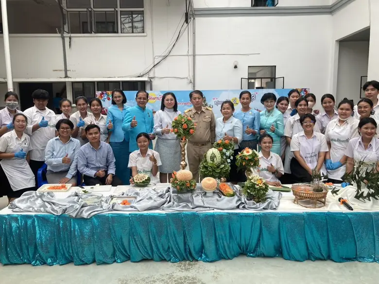 สาขาวิชาคหกรรมศาสตร์ ร่วมจัดอาหารไทยแบบค๊...