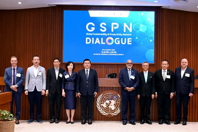 นายชัยวัฒน์ โควาวิสารัช ประธานเจ้าหน้าที่...