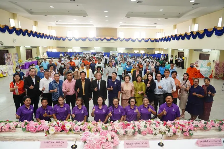 ม.ร. จัดงานบริการวิชาการและวิชาชีพแก่ชุมชน จังหวัดปราจีนบุรี