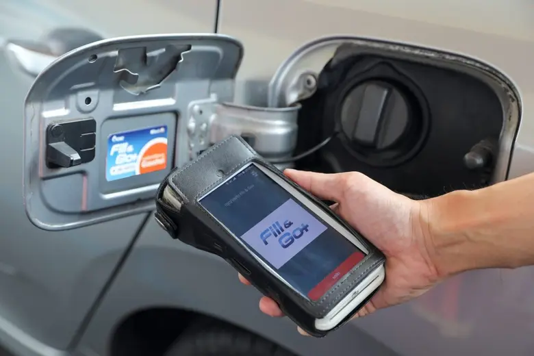 พีทีที สเตชั่น ร่วมกับธนาคารกสิกรไทย ส่งนวัตกรรมการชำระเงินค่าน้ำมันแบบไร้สัมผัสผ่านระบบ Fill &amp; Go+ สะดวกและปลอดภัย