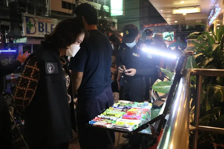 นางเบญญา อินทรวงศ์โชติ ผู้อำนวยการเขตคลอง...