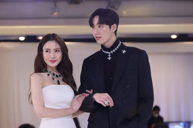 "Beauty Gems (บิวตี้ เจมส์)" แบรนด์ผู้ผลิ...