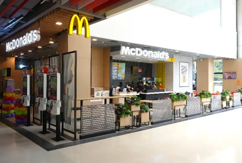 เปิดตัวแล้ว! แมคโดนัลด์ ดีไซน์ใหม่สุดคูลแห่งแรกในไทย ณ เดอะมอลล์ไลฟ์สโตร์ บางกะปิ ทำเลทองโซนกรุงเทพฯ ฝั่งตะวันออก