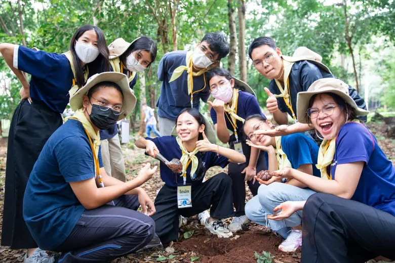 ค่ายวิทยาศาสตร์ไม่ได้จำกัดเฉพาะเด็กวิทย์! "เพาเวอร์กรีน" ห้องเรียนวิทยาศาสตร์นอกตำราที่ชวนให้เยาวชนทุกแผนการเรียน มาเปิดประสบการณ์เรียนรู้ไปด้วยกัน