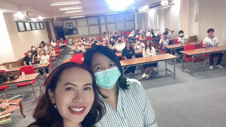 ม.บูรพา จัดกิจกรรมเรียนบุคลิกภาพกับอาจารย์จ๋าว์