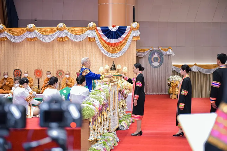 พิธีพระราชทานปริญญาบัตรแก่ผู้สำเร็จการศึก...