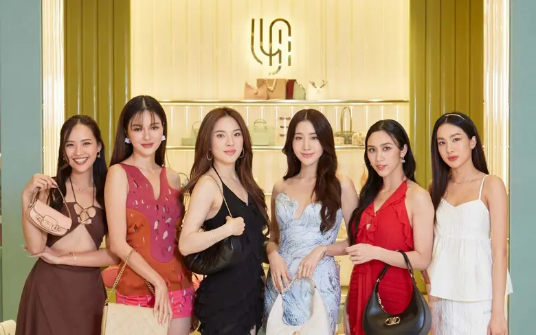 LYN (ลิน) ตอกย้ำความสำเร็จของแบรนด์แฟชั่น...