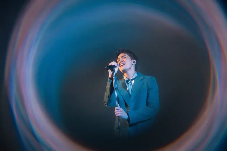 "โอบ โอบนิธิ" ตั้งคำถามถึงความสัมพันธ์ ? ...