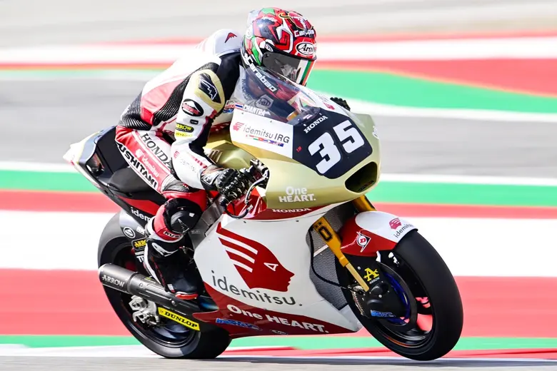 "ก้อง" สมเกียรติ จันทรา ยอดนักบิดไทยจากโค...