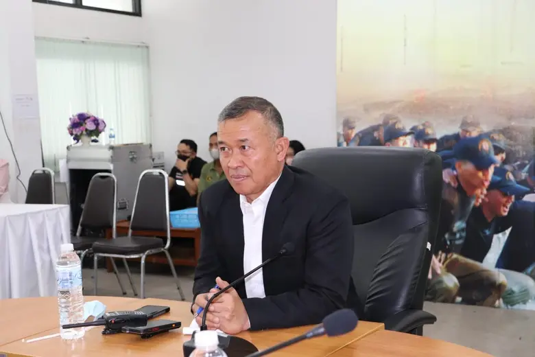 นายธีรยุทธ ภูมิภักดิ์ ผู้อำนวยการสำนักป้อ...