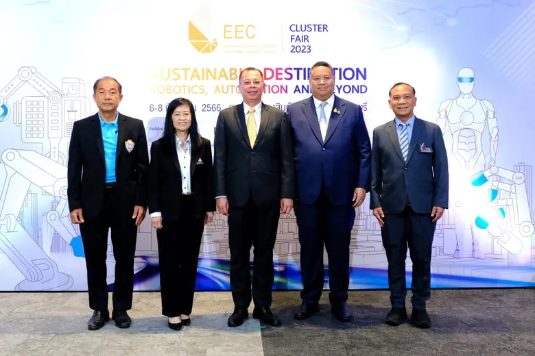 สกพอ.จับมือ 4 ภาคีเครือข่ายธุรกิจ ร่วมจัด...