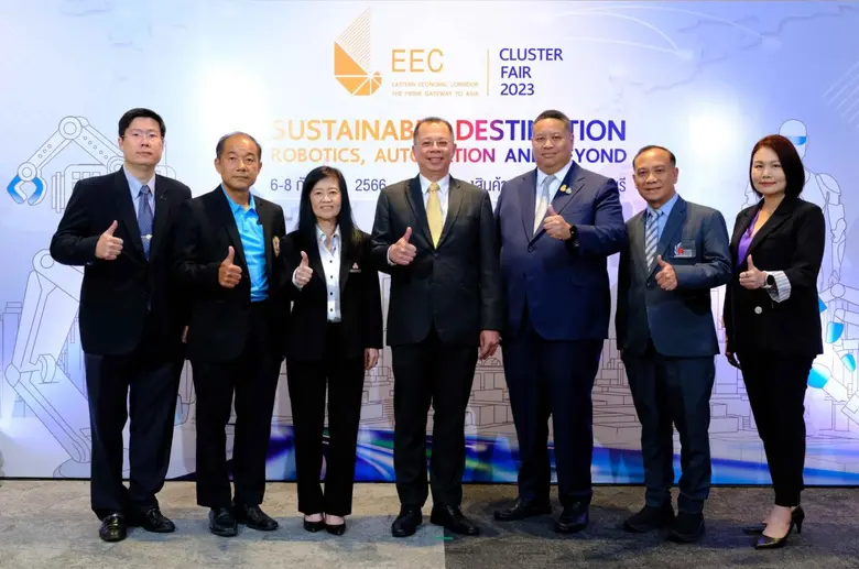 นายจุฬา สุขมานพ เลขาธิการคณะกรรมการนโยบาย...