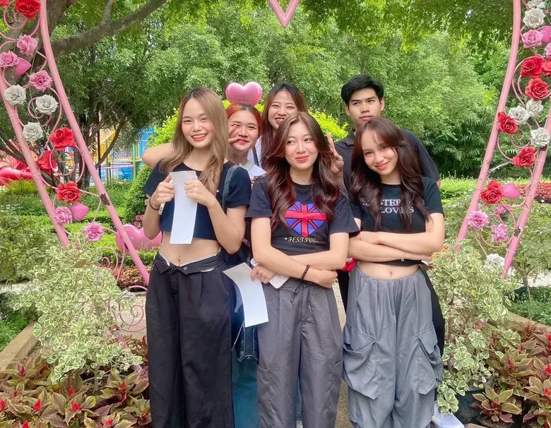 Walk With Me LSC SPU ตะลุย...Dream World สานสัมพันธ์พี่น้อง ต้อนรับเปิดเทอม