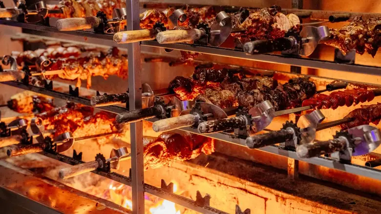 ปาร์ตี้บาร์บีคิวสไตล์บราซิลเลี่ยน! พบกับเสียงเพลงสุ...