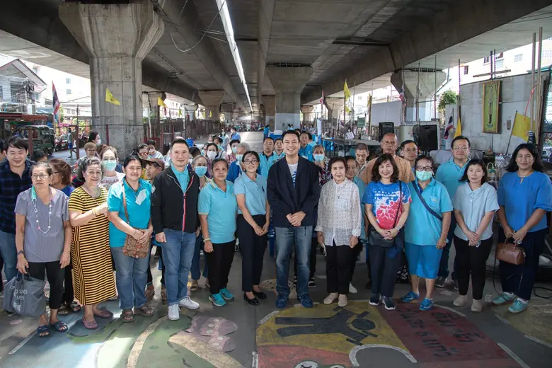 ดร.รักษ์ วรกิจโภคาทร กรรมการผู้จัดการ ธนา...