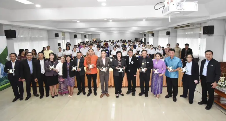 วช.นำปัญญาประดิษฐ์ "โดรนแปรอักษร"ตอบโจทย์การพัฒนาทักษะและเสริมสมรรถนะเยาวชนด้วยวิจัยและนวัตกรรม พื้นที่ภาคตะวันออกเฉียงเหนือตอนบน
