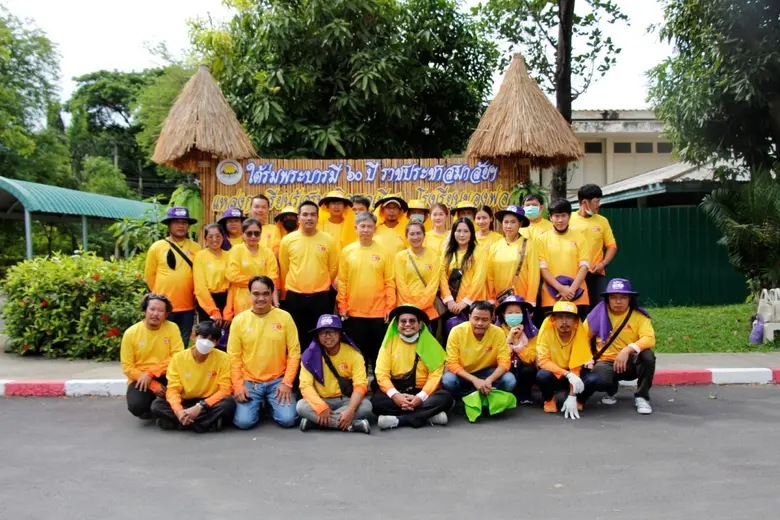 นายบุญชัย ก่อเกียรติพิทักษ์ ผู้จัดการทั่ว...