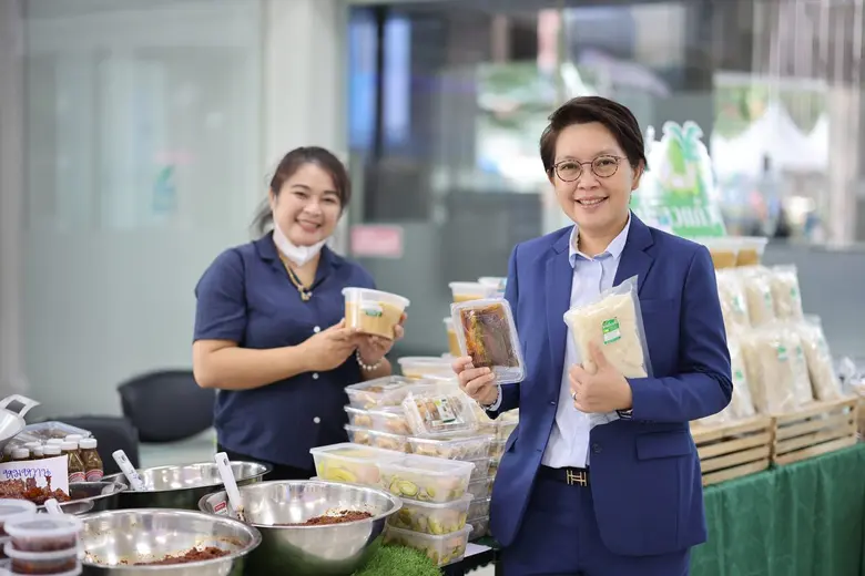 นางสาวนารถนารี รัฐปัตย์ กรรมการผู้จัดการ ...